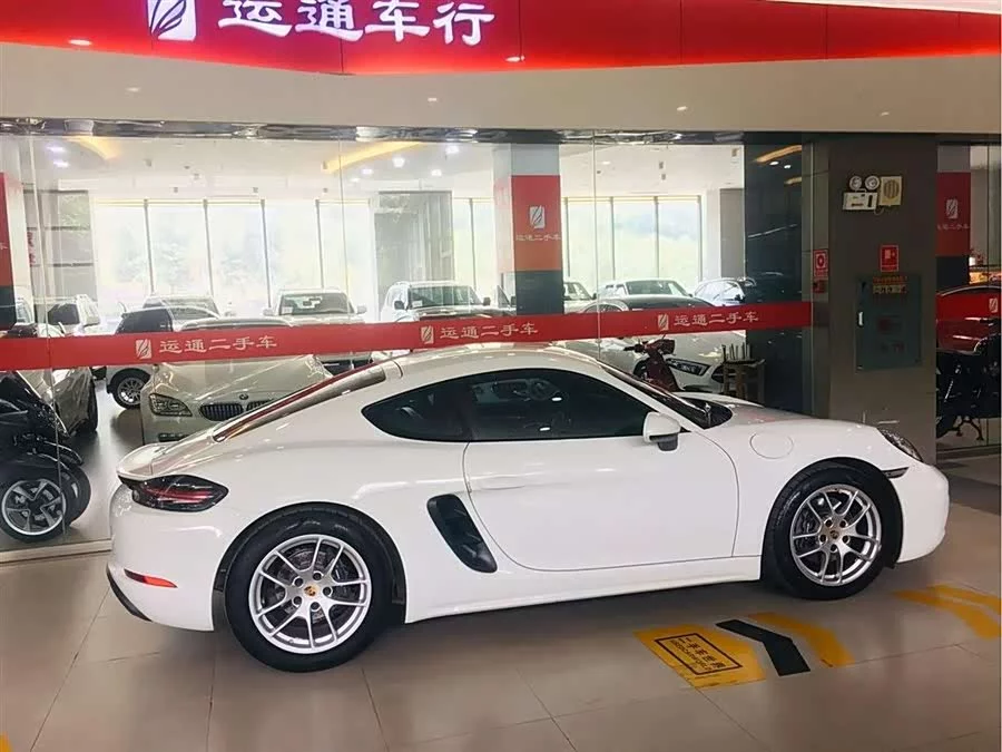 Porsche 718