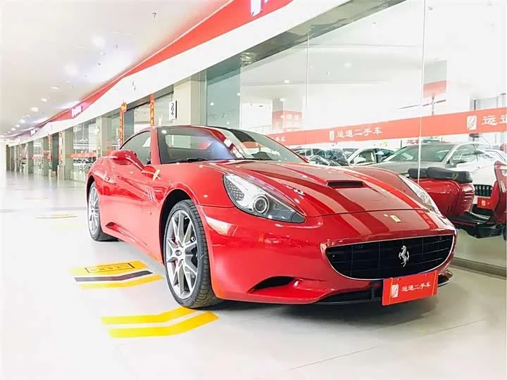 ferrari California T