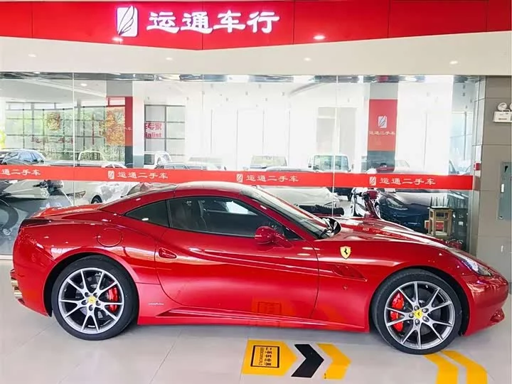 ferrari California T