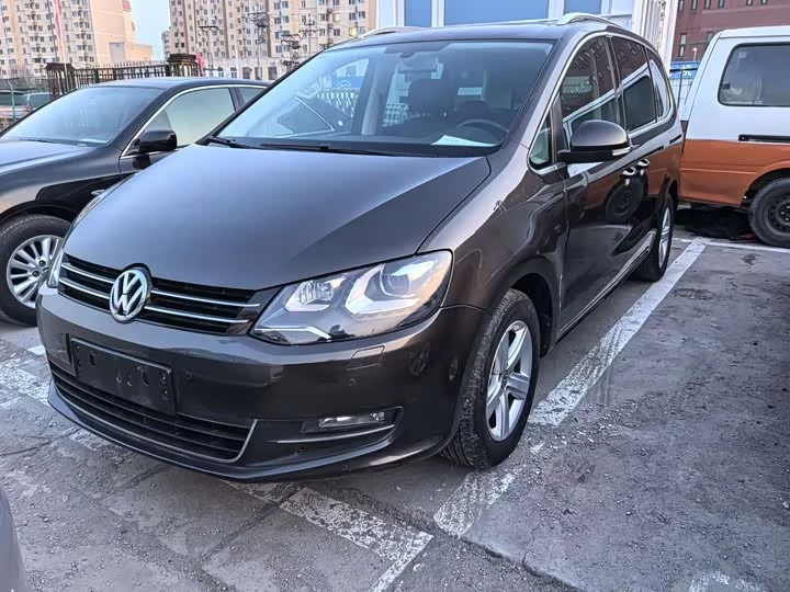 Volkswagen Sharon