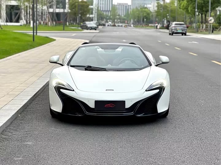 McLaren 625C