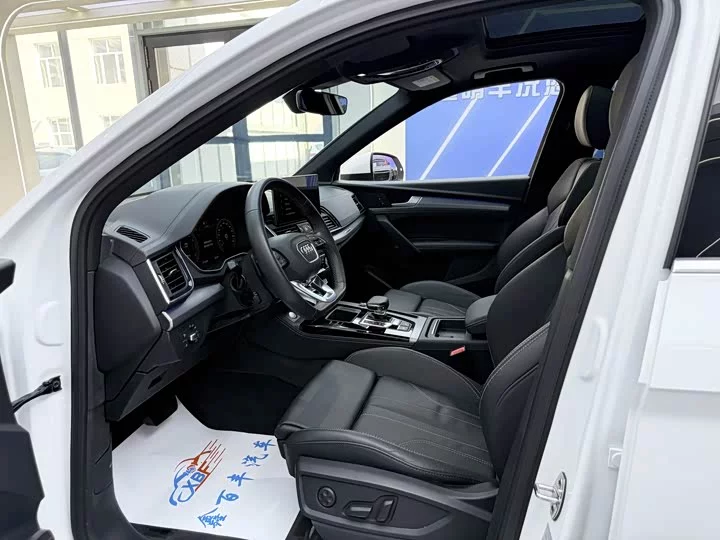 Audi Q5L Sportback