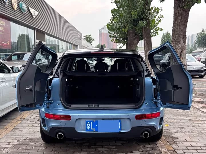 MINI CLUBMAN