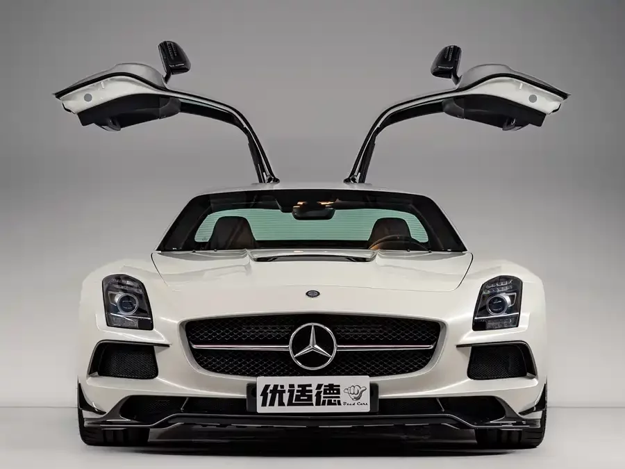 Mercedes Benz SLS-Class AMG