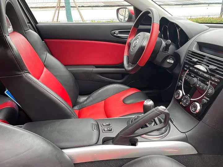 Mazda RX-8