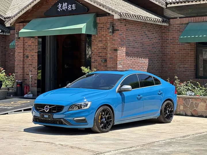 Volvo S60