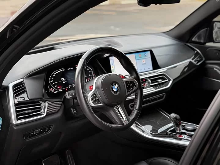 BMW X5 M