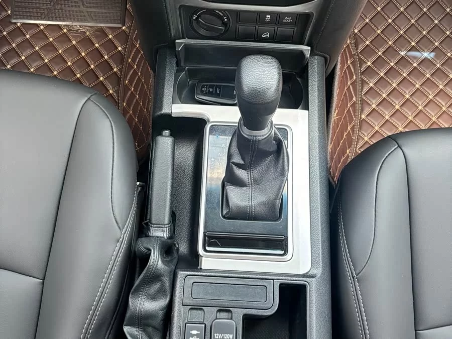 Toyota Prado