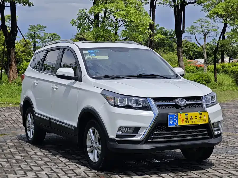 BAIC S3