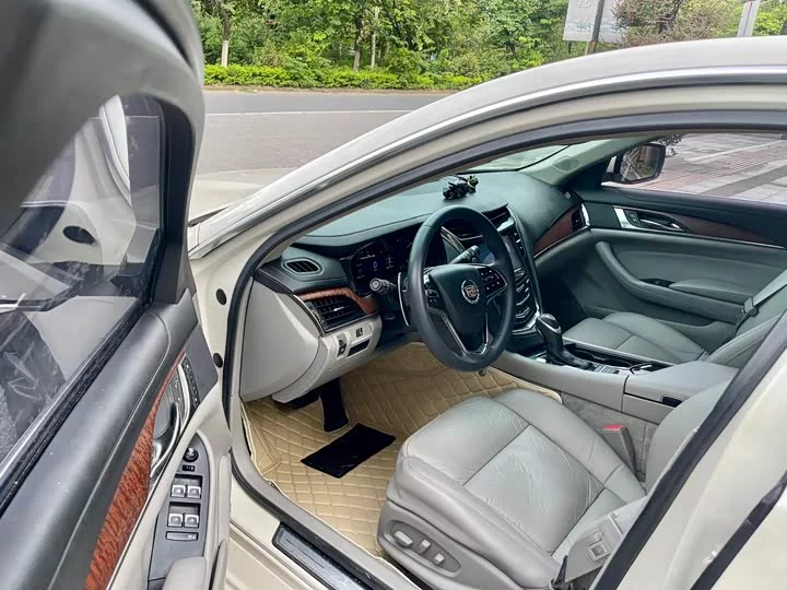Cadillac CTS