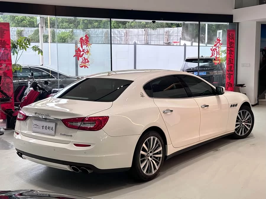Maserati President