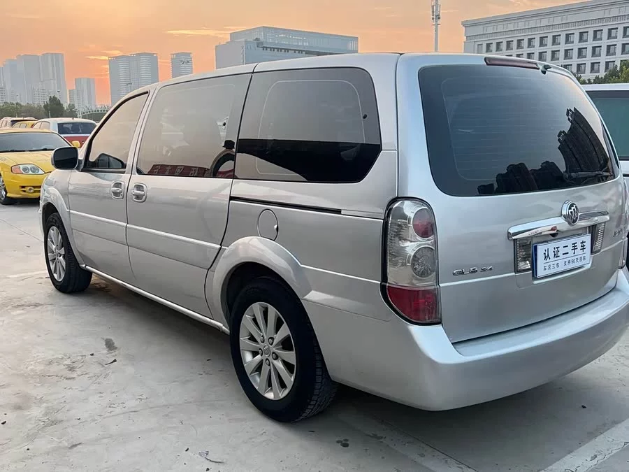 Buick GL8