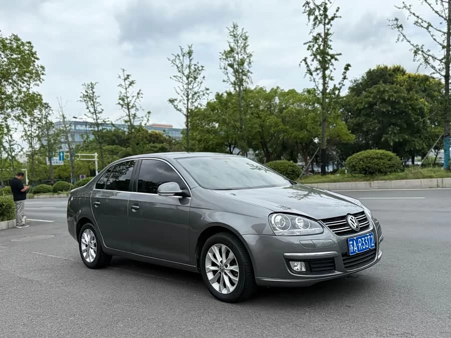 Volkswagen Sagitar