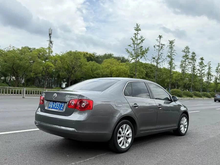 Volkswagen Sagitar