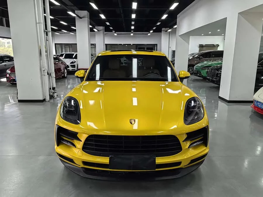 Porsche Macan