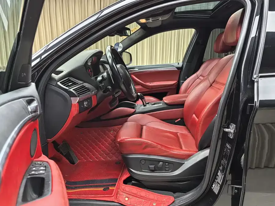 BMW X6 M