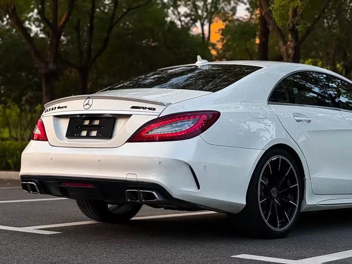 Mercedes-Benz CLS AMG