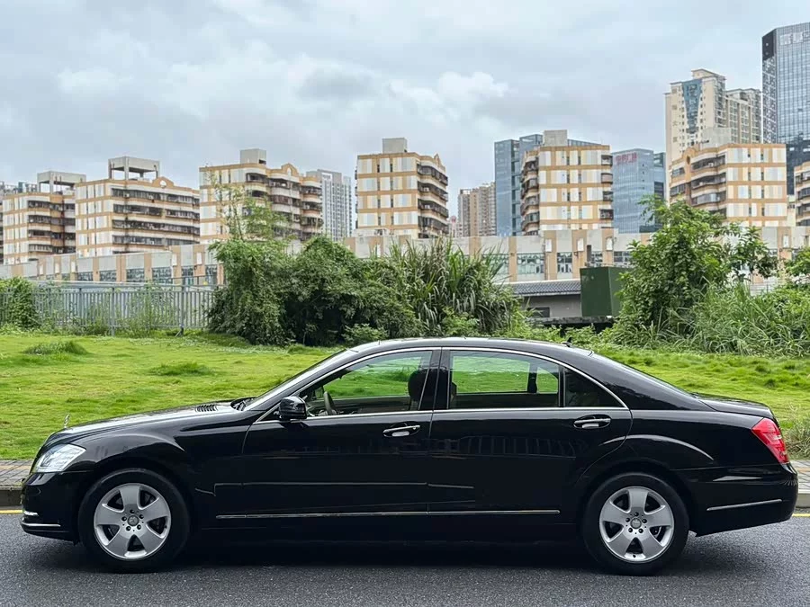 Mercedes Benz S class