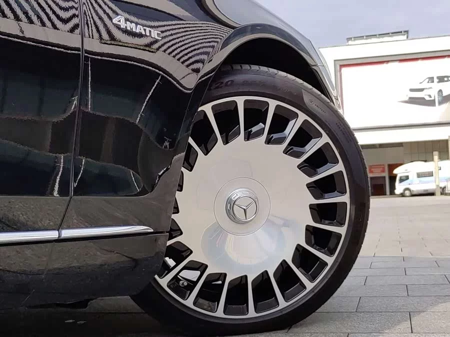 Mercedes Benz Maybach S-Class