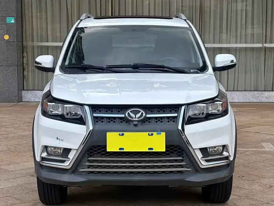 BAIC S3