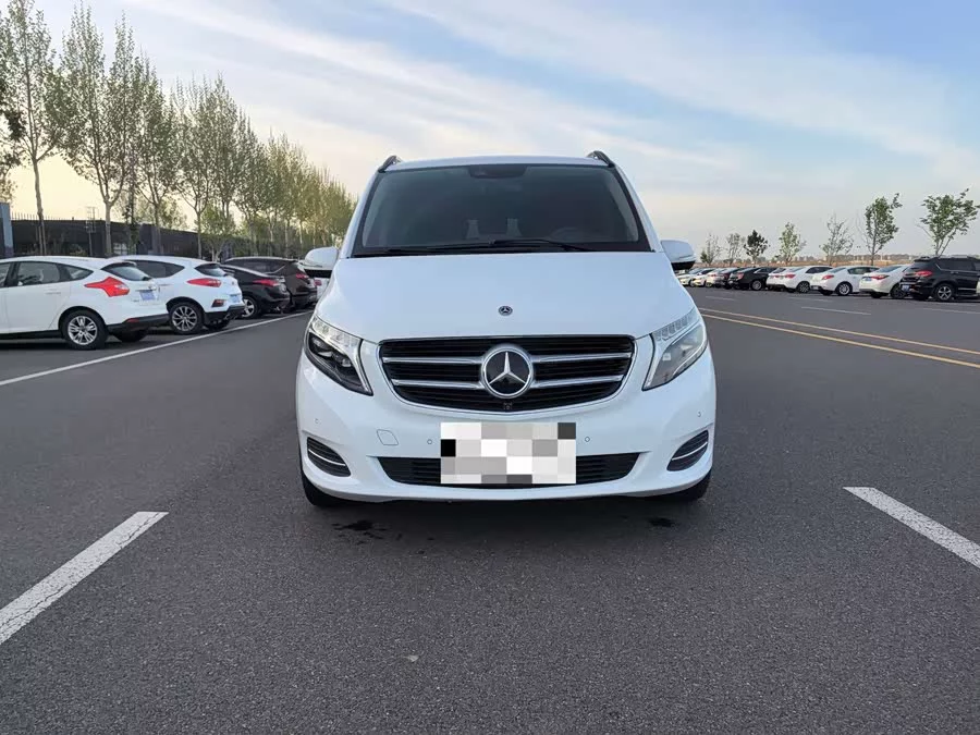 Mercedes Benz Class V