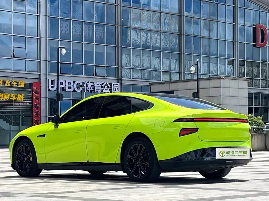 Xpeng P7