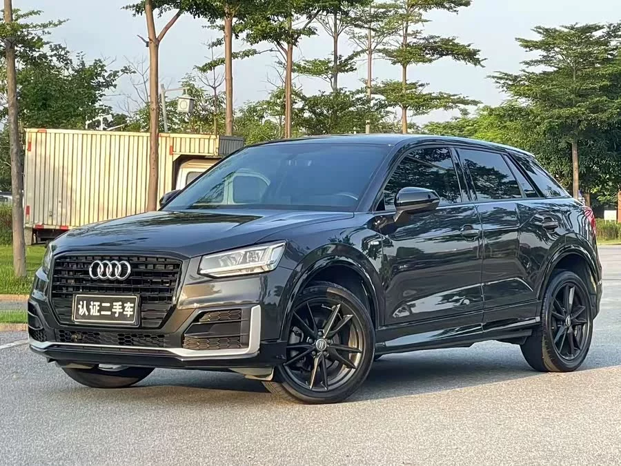 Audi Q2L