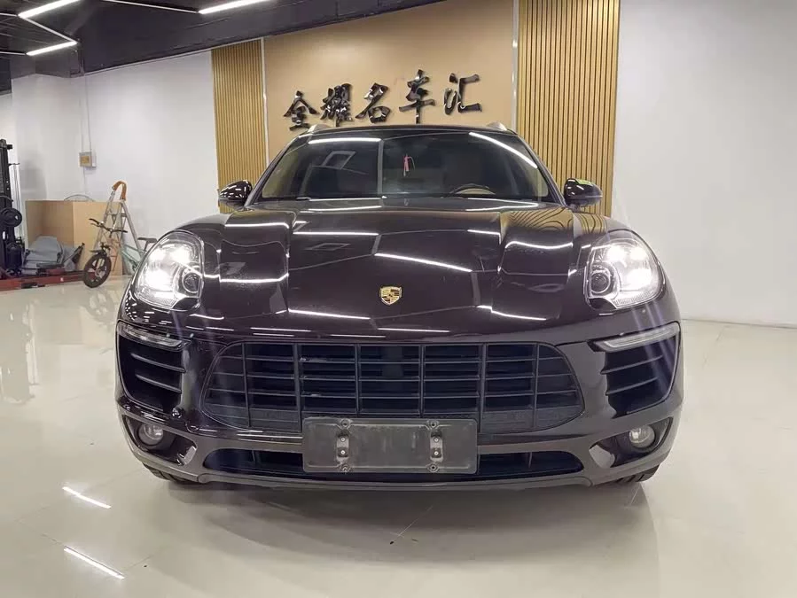 Porsche Macan