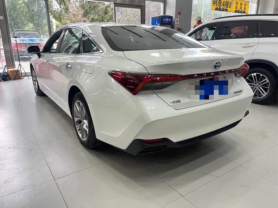 Toyota Avalon