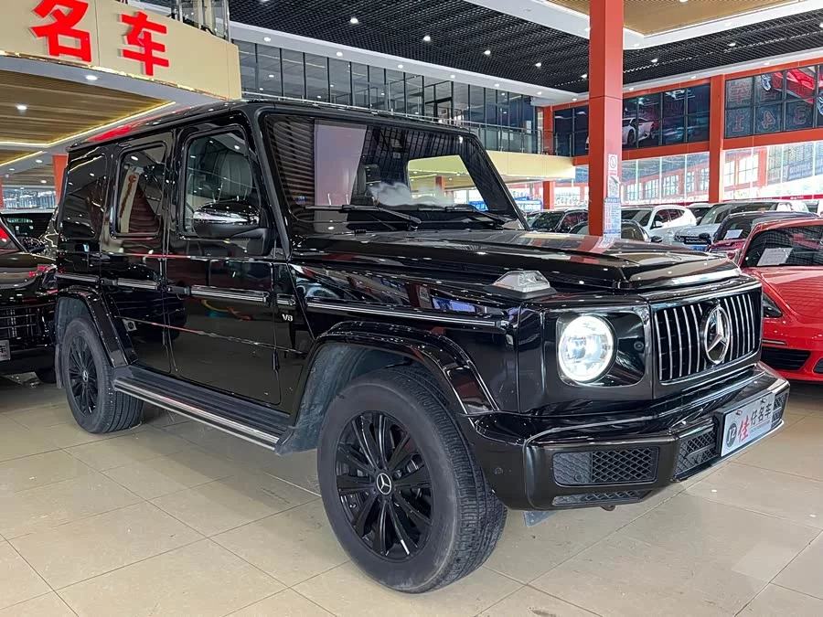 Mercedes Benz G-rated