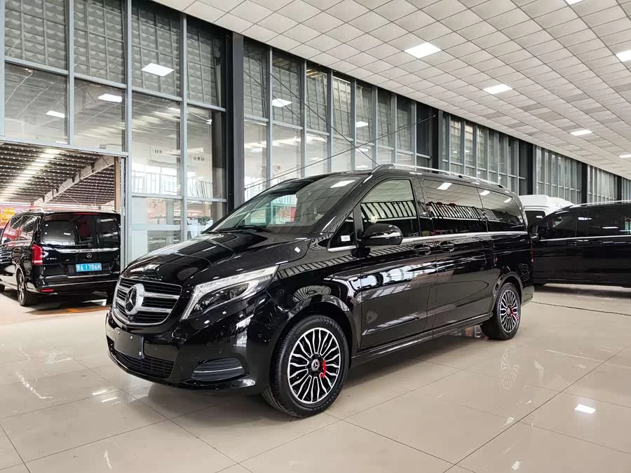 Mercedes Benz Class V