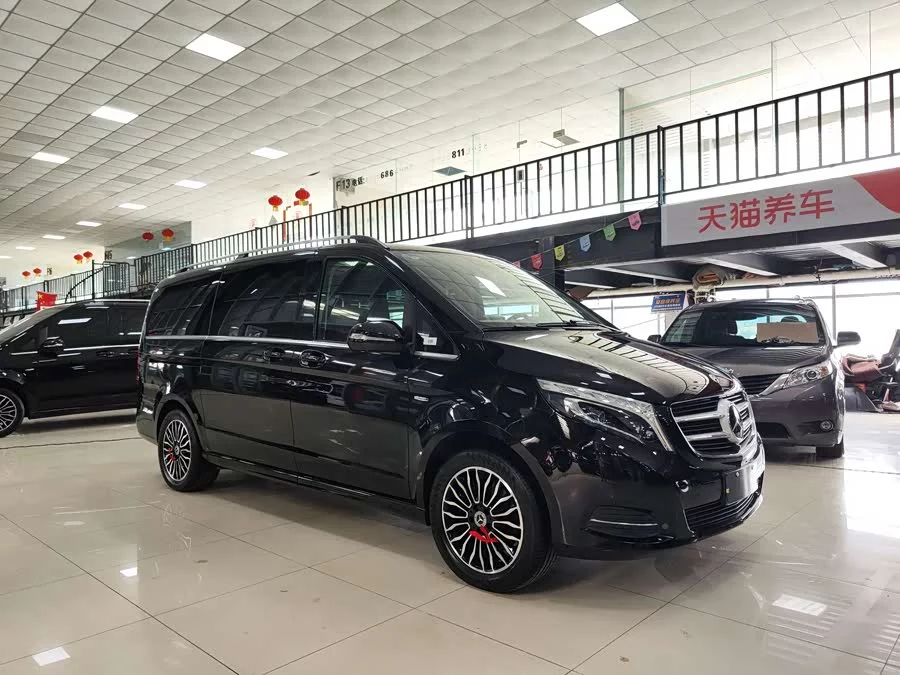 Mercedes Benz Class V