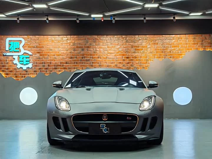 Jaguar F-TYPE