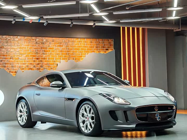 Jaguar F-TYPE