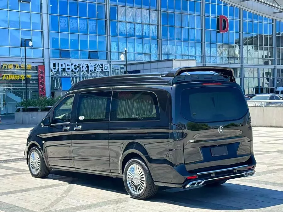 Mercedes Benz Vito