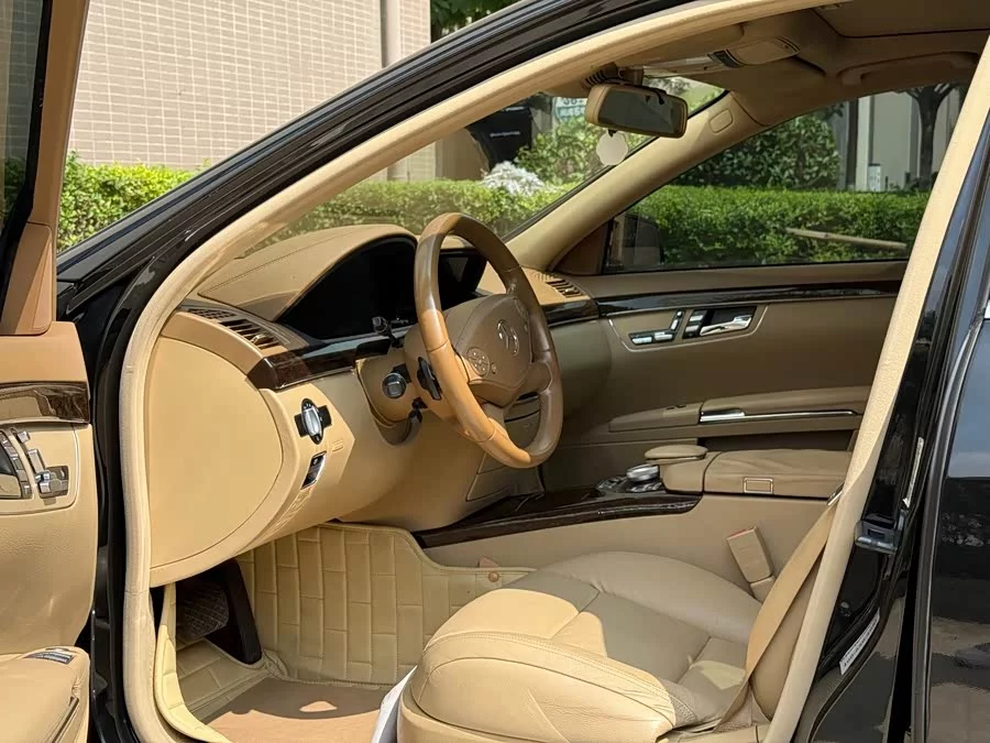 Mercedes Benz S class