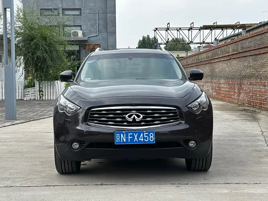 Infiniti FX
