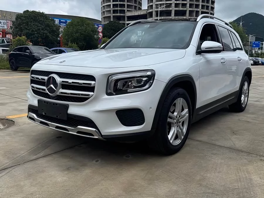 Mercedes Benz GLB