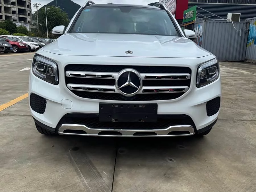 Mercedes Benz GLB