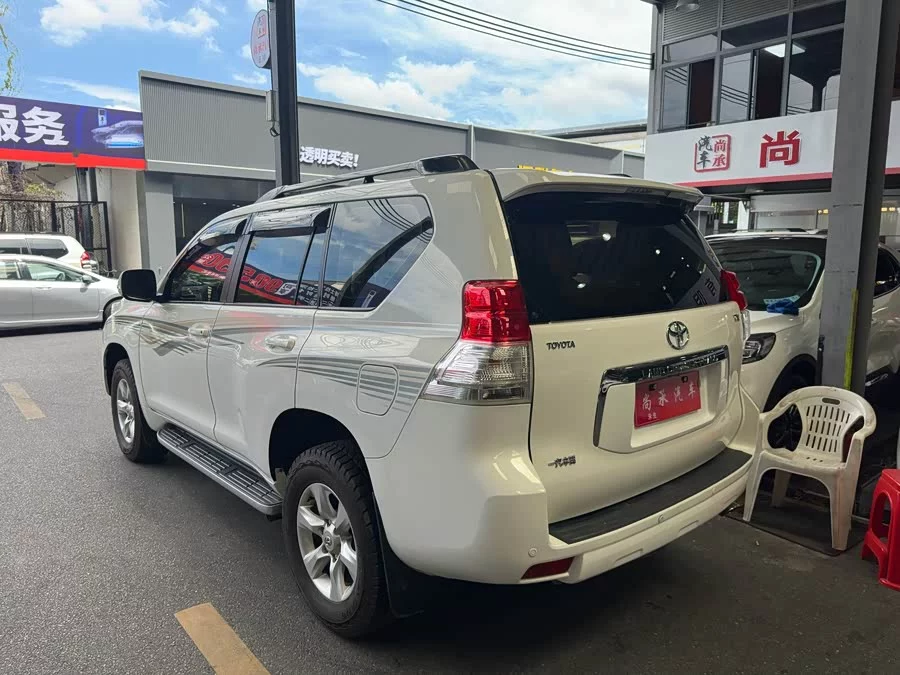 Toyota Prado