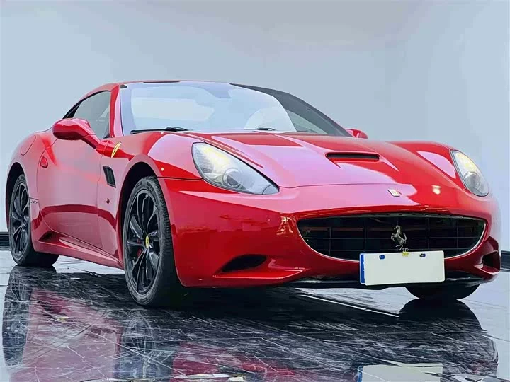 ferrari California T