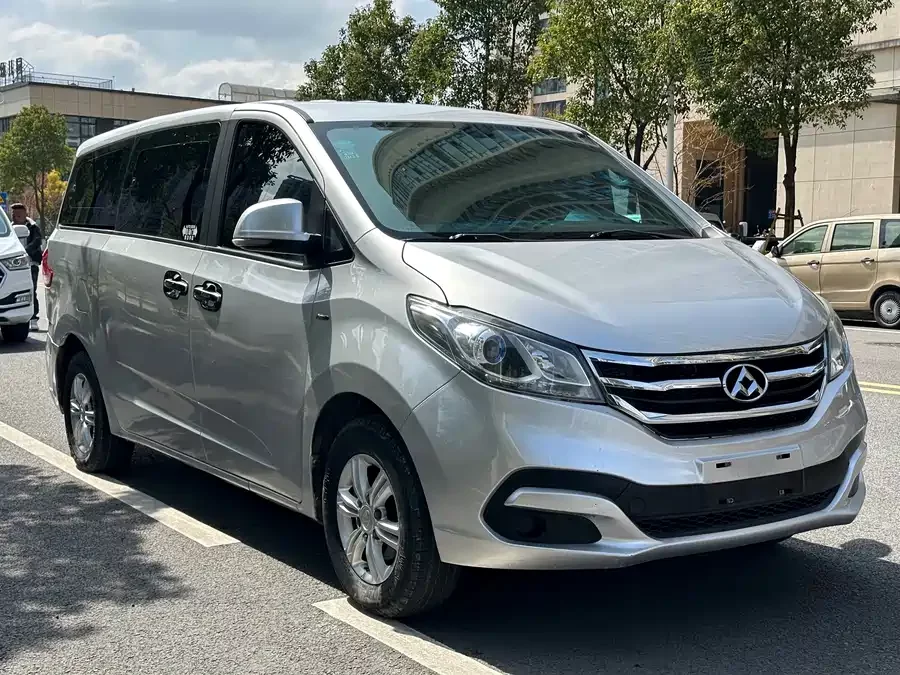 Maxus G10
