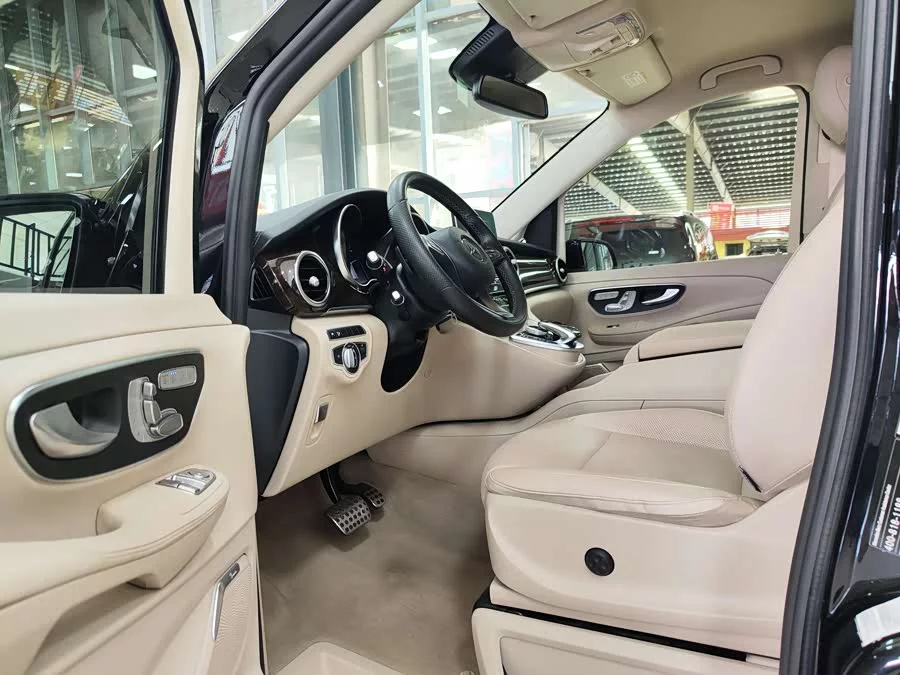 Mercedes Benz Class V