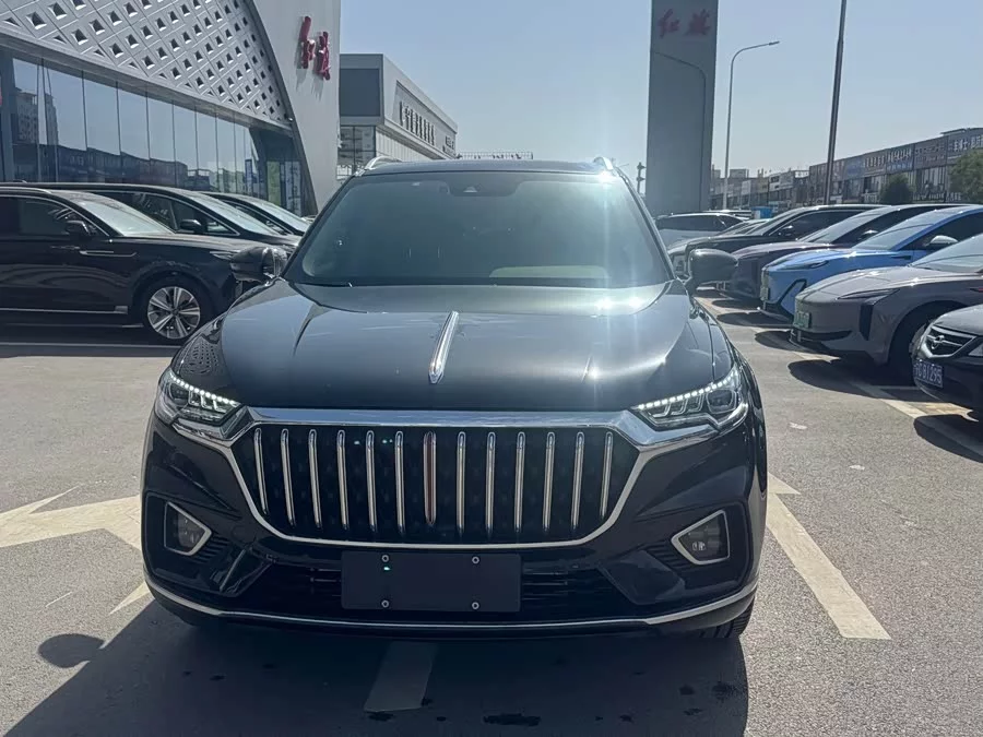 Hongqi HS5