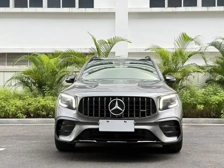 Mercedes Benz GLB AMG