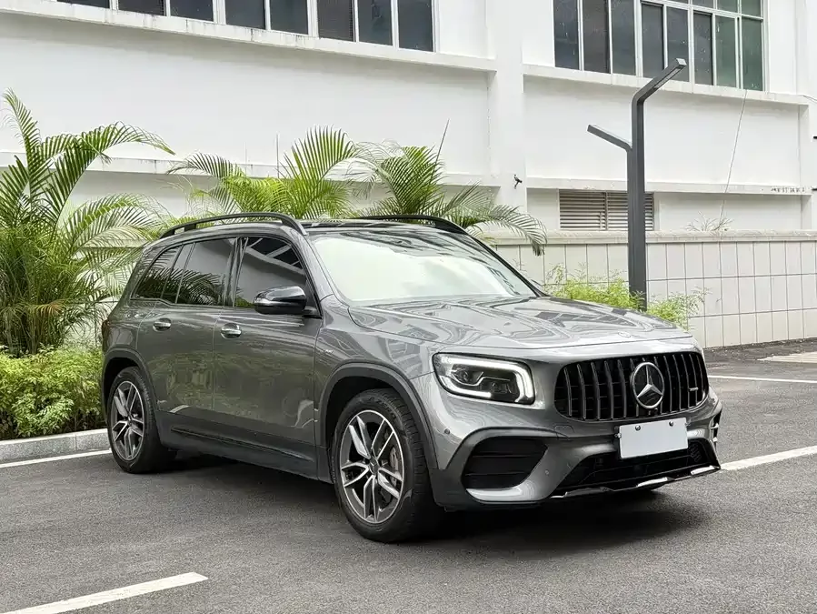 Mercedes Benz GLB AMG