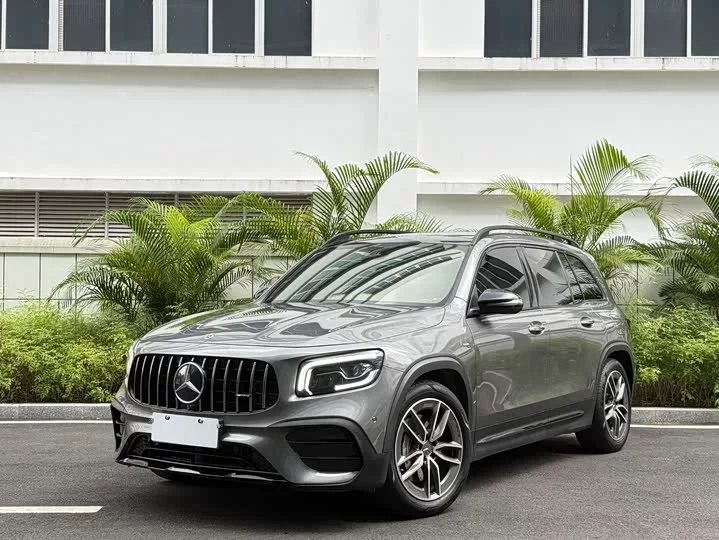 Mercedes-Benz GLB AMG