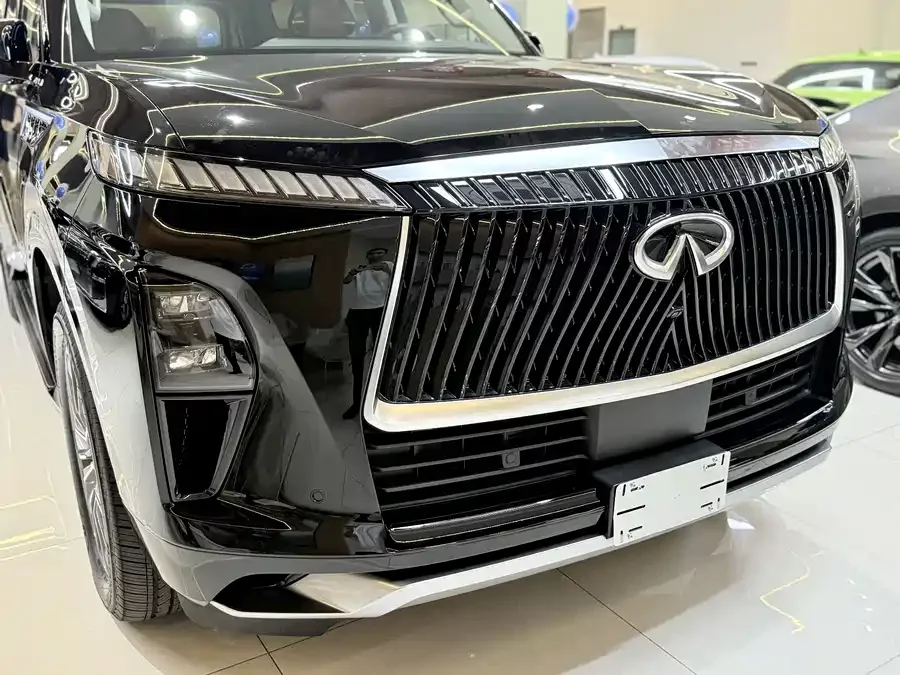 Infiniti QX80