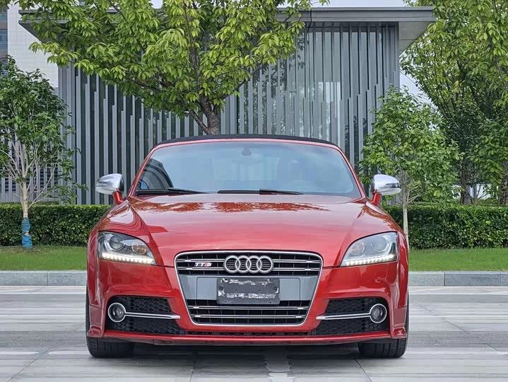 Audi TTS