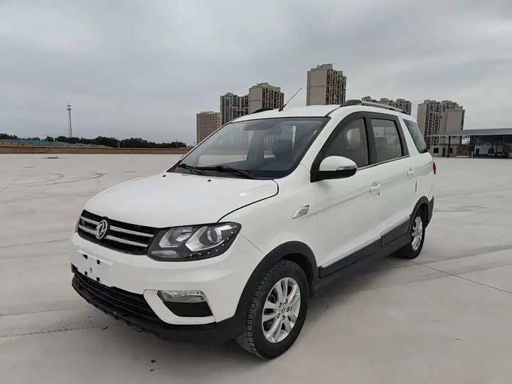 Dongfeng Fengon 370
